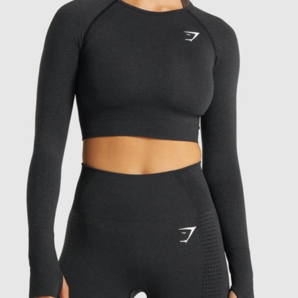 Brand new GYMSHARK working out top with tags, size small